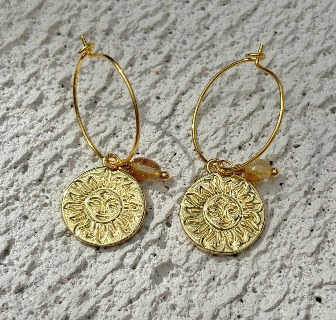 SUN COIN EAR HOOPS [PETERITE]