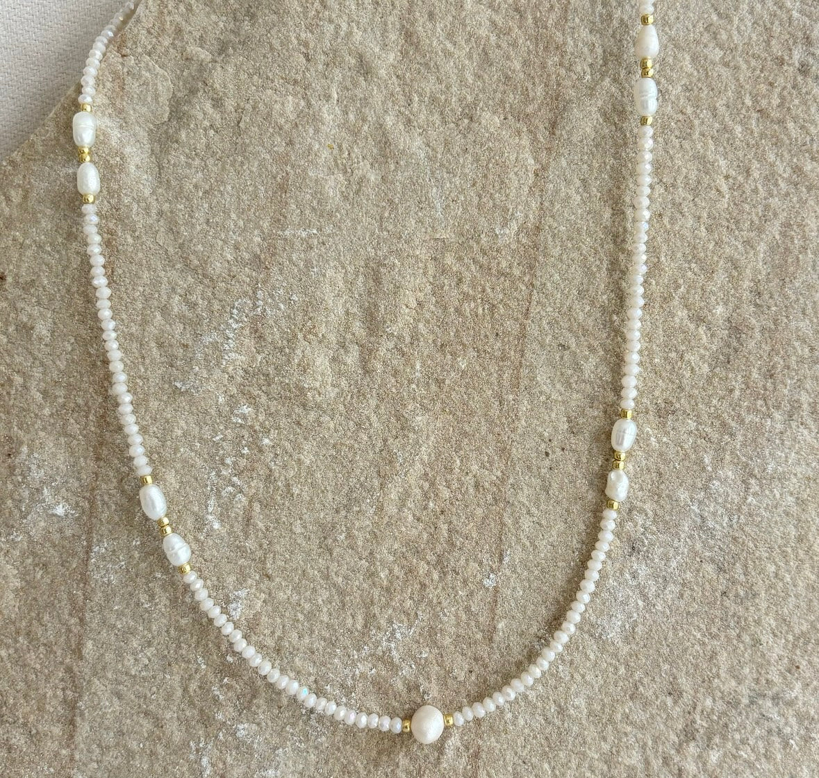 BOHEME PEARL NECKLACE/ CHOKER [FACETED WHITE QUARTZ]